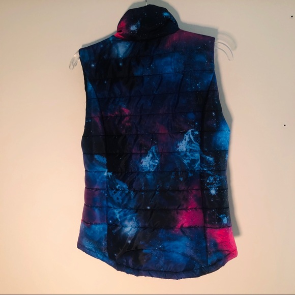 M Rue 21 Galaxy Vest - Picture 4 of 4